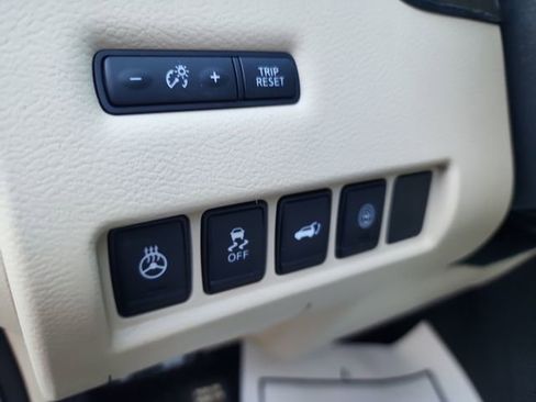 Used 2022 Nissan Murano SL image 12