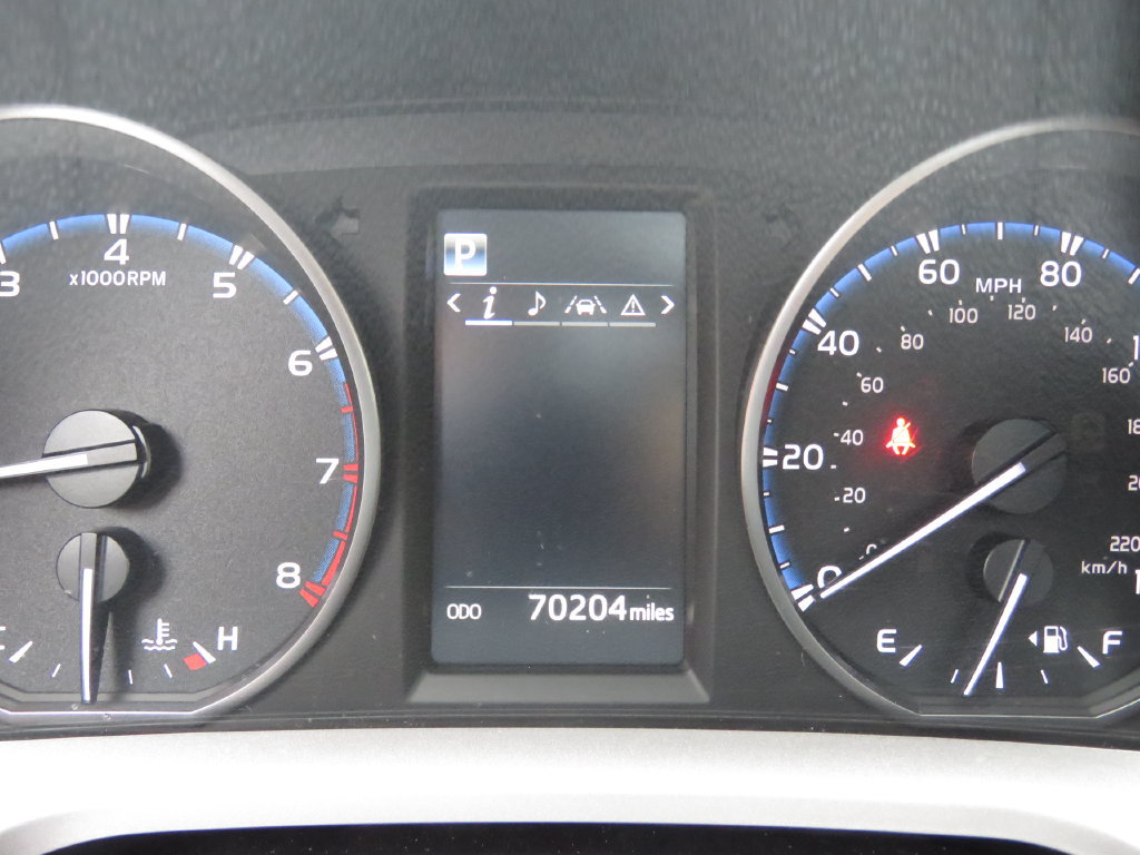 Used 2017 Toyota RAV4 XLE w/ Carpet Mat Package AWD/4WD image 20