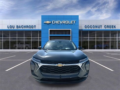 Certified 2024 Chevrolet Trax LS w/ Driver Confidence Package image 3