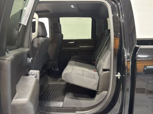 Used 2021 Chevrolet Silverado 2500 LT w/ Convenience Package image 11