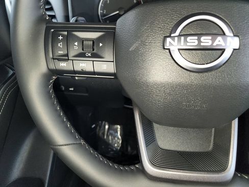 Used 2026 Nissan Rogue SV FWD image 24