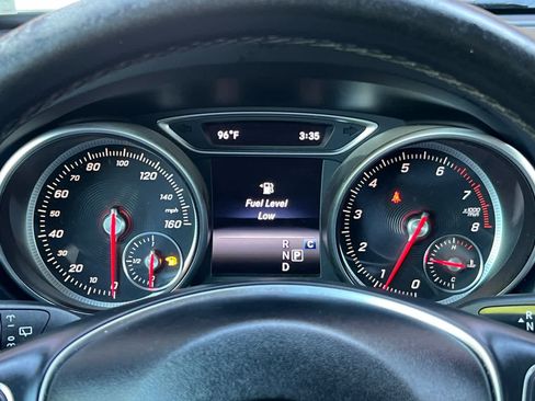Used 2018 Mercedes-Benz GLA 250 4MATIC image 28