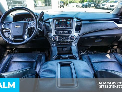 Used 2015 Chevrolet Suburban LT RWD image 28