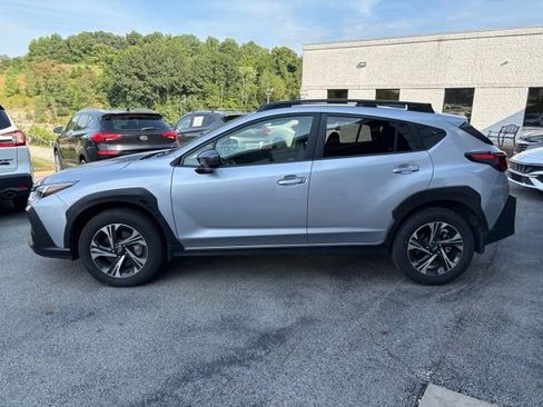 Used 2025 Subaru Crosstrek 2.5i Premium AWD/4WD image 2