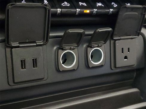 Used 2018 GMC Sierra 1500 Denali w/ Denali Ultimate Package image 24