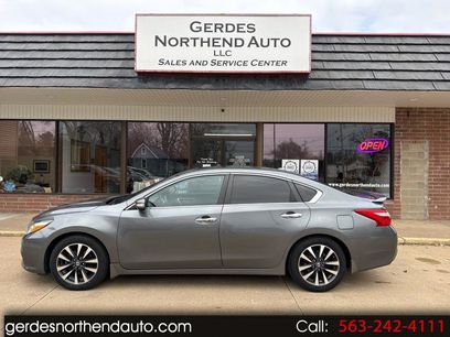 Used 2016 Nissan Altima 2.5 SL w/ 2.5 Technology Package
