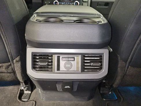 Used 2026 Ford F250 Lariat w/ Lariat Premium Package AWD/4WD image 27