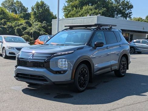 New 2025 Mitsubishi Outlander Trail Edition image 7