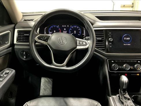 Used 2021 Volkswagen Atlas SEL Premium image 5