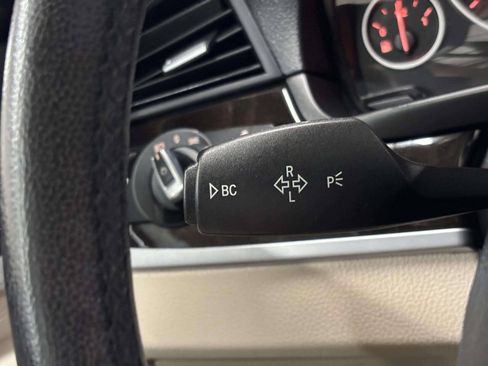 Used 2012 BMW 528i xDrive Sedan AWD/4WD image 35
