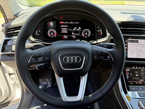 Used 2026 Audi Q7 3.0T Premium w/ Convenience Plus Package AWD/4WD image 35