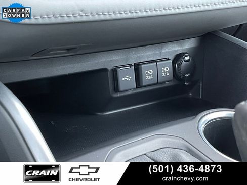 Used 2021 Toyota Highlander XLE image 19