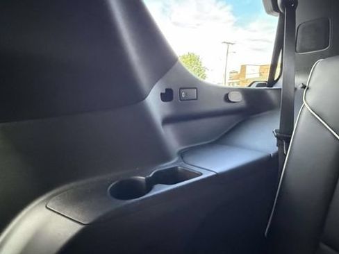 Used 2022 Cadillac Escalade Premium Luxury AWD/4WD image 64