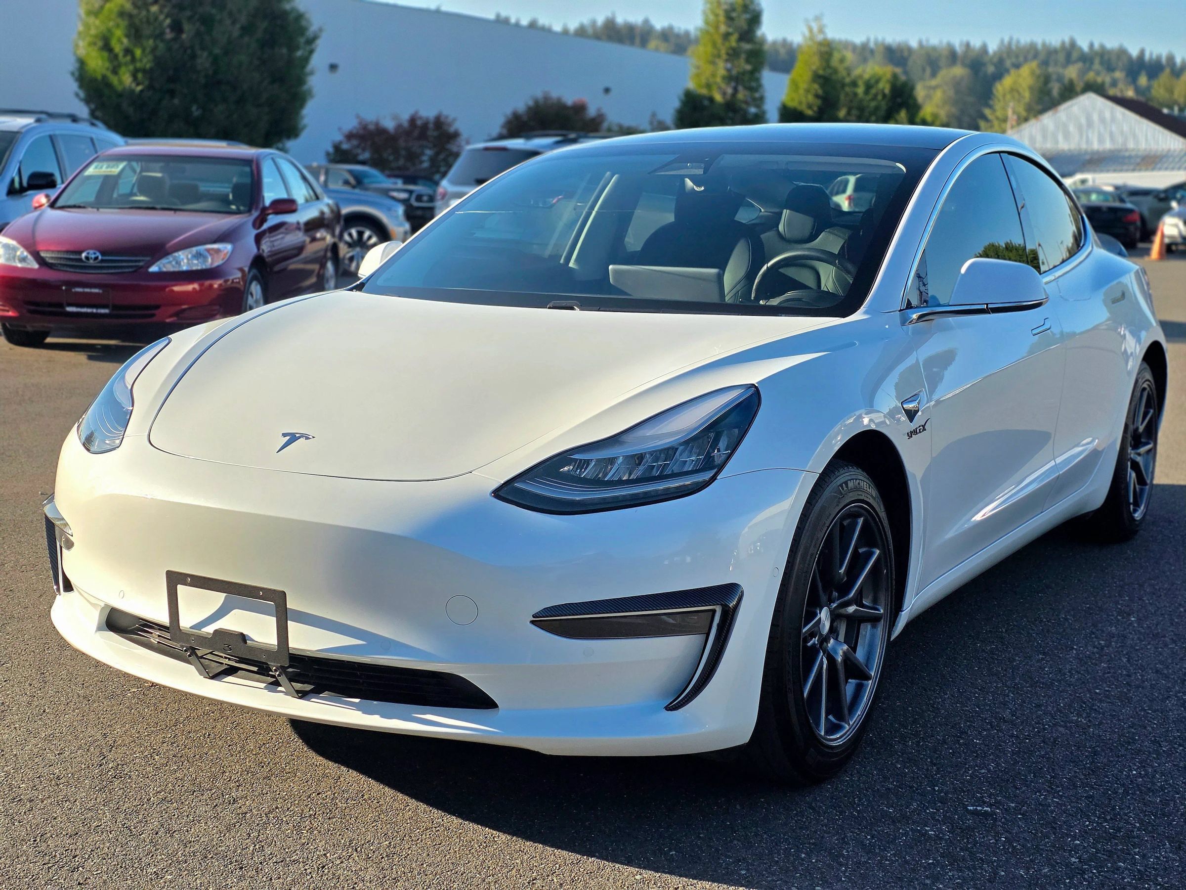 Used 2020 Tesla Model 3 Standard Range Plus RWD image 6