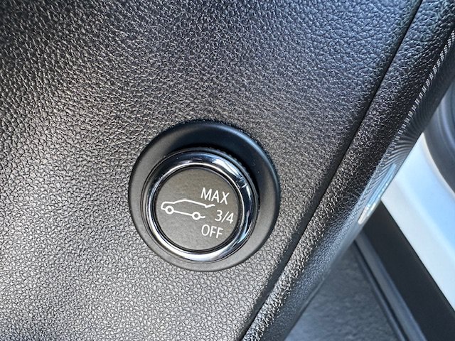 Used 2023 Chevrolet Blazer LT w/ Sound & Technology Package AWD/4WD image 16