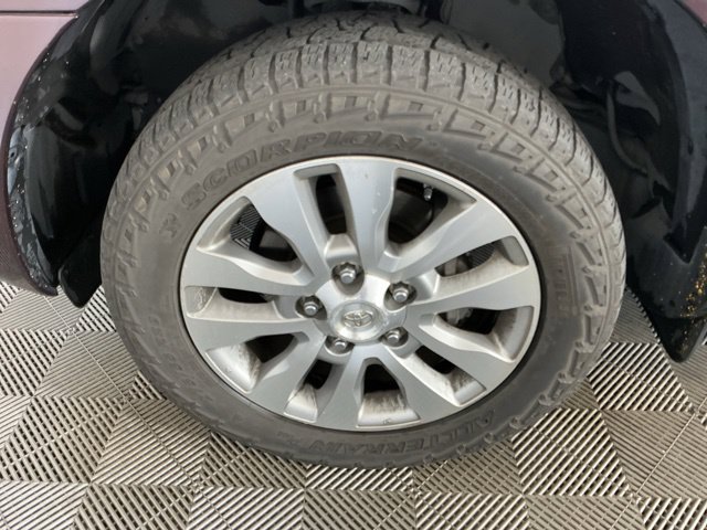 Used 2012 Toyota Sequoia Limited AWD/4WD image 6
