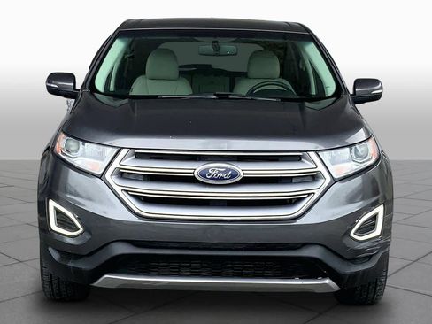 Used 2018 Ford Edge Titanium FWD image 4
