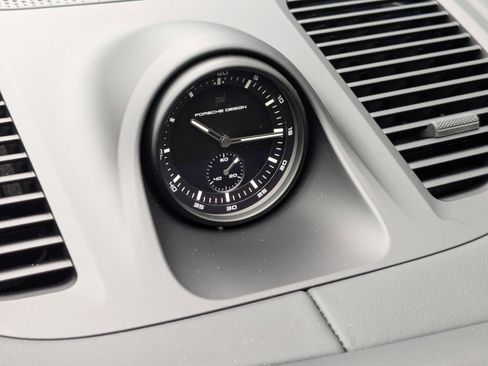 New 2025 Porsche Cayenne Turbo image 21