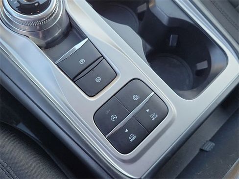 Used 2020 Ford Explorer XLT image 19