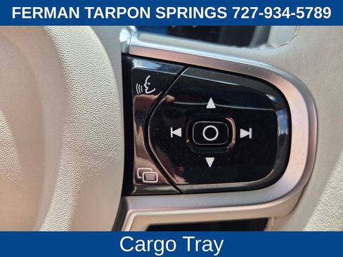 Certified 2025 Volvo XC90 B5 Core w/ Climate Package AWD/4WD image 32