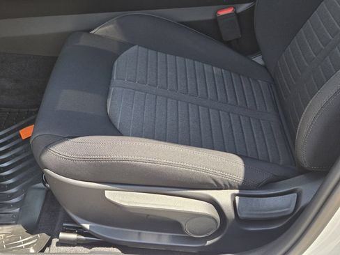 New 2026 Kia K5 LXS FWD image 19