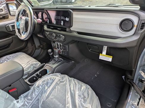New 2026 Jeep Wrangler Unlimited Sport image 27