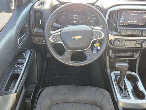 Used 2019 Chevrolet Colorado LT image 9