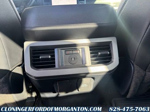 Used 2023 Ford F450 Lariat image 20