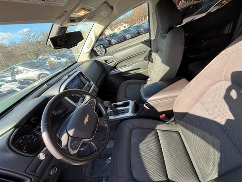 Used 2022 Chevrolet Colorado LT w/ Redline Special Edition image 11