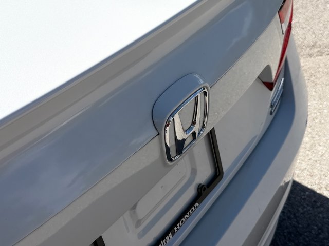 Used 2020 Honda Accord Touring image 16