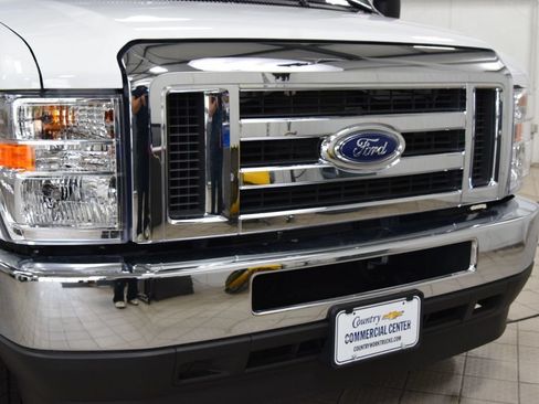Used 2025 Ford E-350 and Econoline 350 Super Duty w/ Power Equipment Group RWD image 7