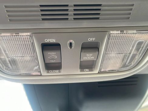 Used 2020 Honda CR-V EX image 20