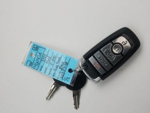 Certified 2025 Ford F350 King Ranch image 28