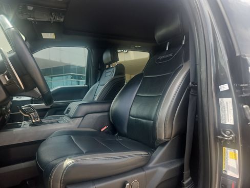 Used 2018 Ford F150 Raptor w/ Equipment Group 802A Luxury AWD/4WD image 11