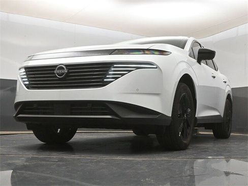 New 2025 Nissan Murano SV image 16