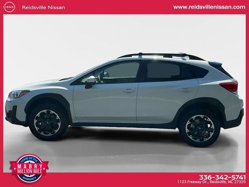 Used 2023 Subaru Crosstrek 2.0i Premium AWD/4WD image 3