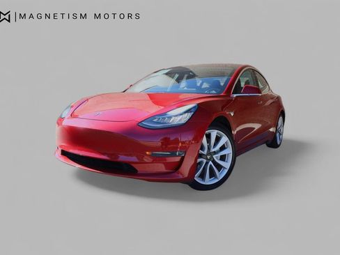 Used 2018 Tesla Model 3 Long Range image 4