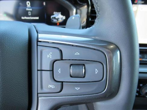 Used 2024 Chevrolet Silverado 1500 ZR2 w/ Technology Package image 27