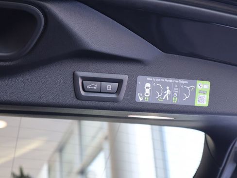 New 2026 BMW X5 xDrive40i w/ Climate Comfort Package image 25