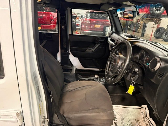 Used 2016 Jeep Wrangler Unlimited Sport AWD/4WD image 16