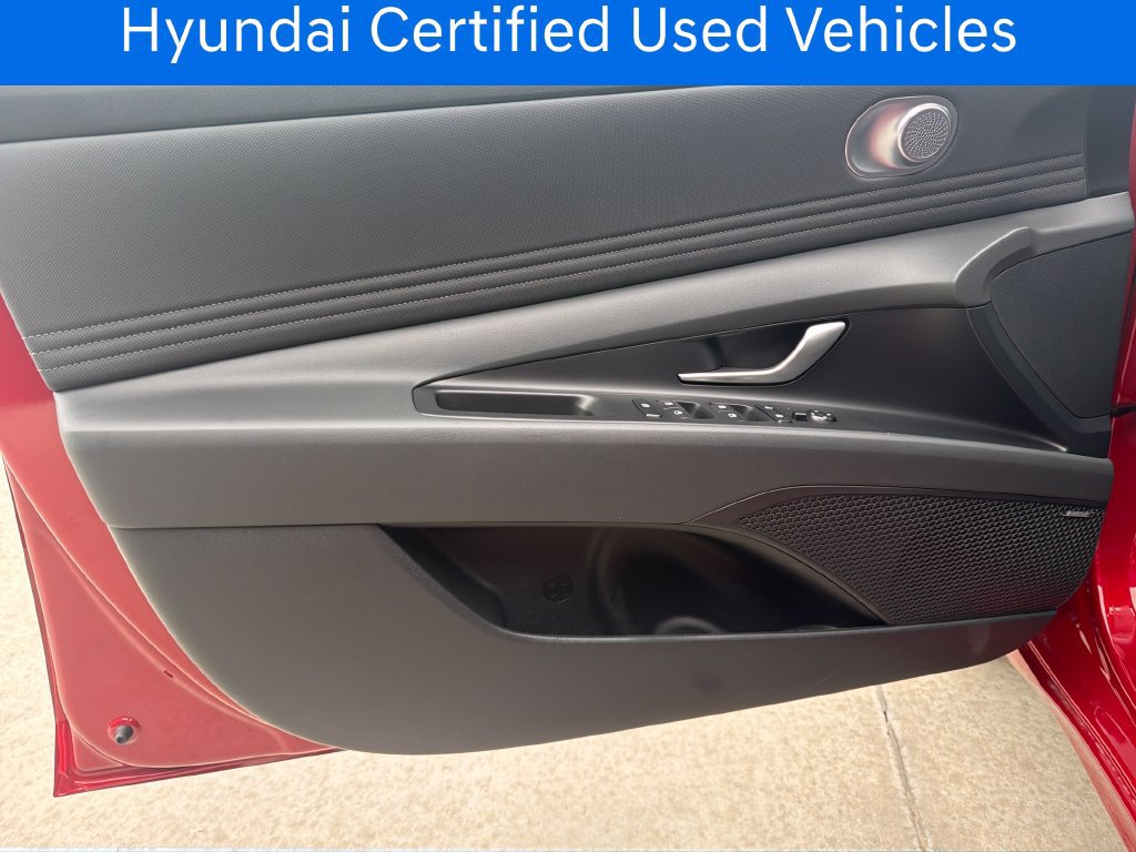 Certified 2026 Hyundai Elantra Limited FWD image 16