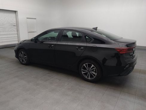 Used 2024 Kia Forte LXS FWD image 3