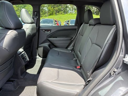 New 2026 Subaru Forester Limited AWD/4WD image 32