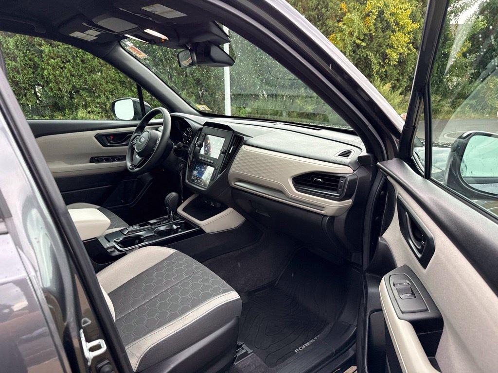 Used 2026 Subaru Forester AWD/4WD image 16