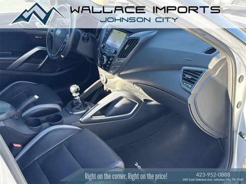 Used 2016 Hyundai Veloster Turbo w/ Option Group 04 image 39