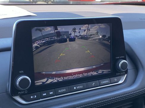 Certified 2023 Nissan Rogue SV FWD image 31