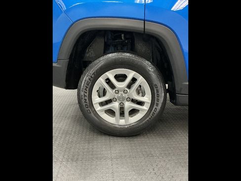 Used 2021 Jeep Compass Sport w/ Cold Weather Group AWD/4WD image 31