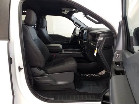 Used 2025 Ford F150 STX w/ Equipment Group 200A AWD/4WD image 15