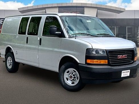 New 2026 GMC Savana 2500 w/ Driver Convenience Package RWD image 2