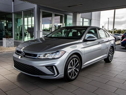 New 2026 Volkswagen Jetta SE image 11